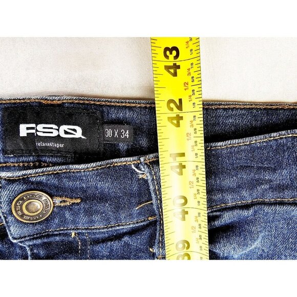 RSQ Size 30X32 Men's Relaxed Taper Blue Denim 5 Pocket Logo Tag Jeans - Picture 10 of 11